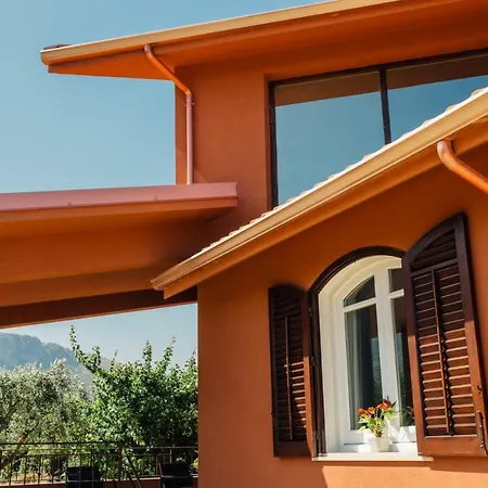 Pagghiara Villa *